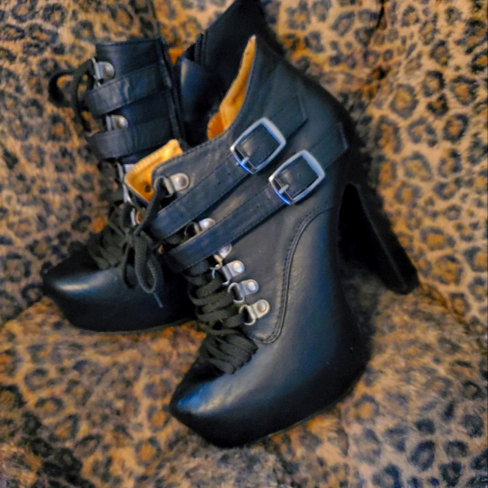 Chunky Heel Platform Boot